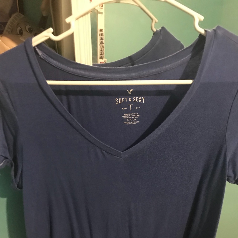 2 American eagle soft and sexy T-shirt’s